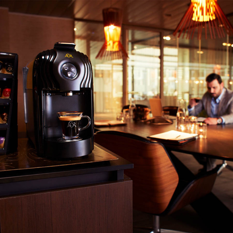 Machine  caf  Nespresso L Or Espresso Lucente Pro 360 