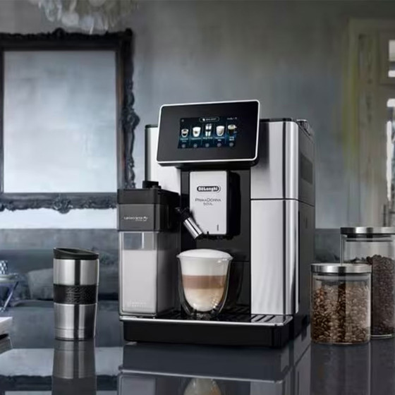 Machine à café en grains Delonghi PrimaDonna Soul ECAM 610.74.MB avec MugToGo