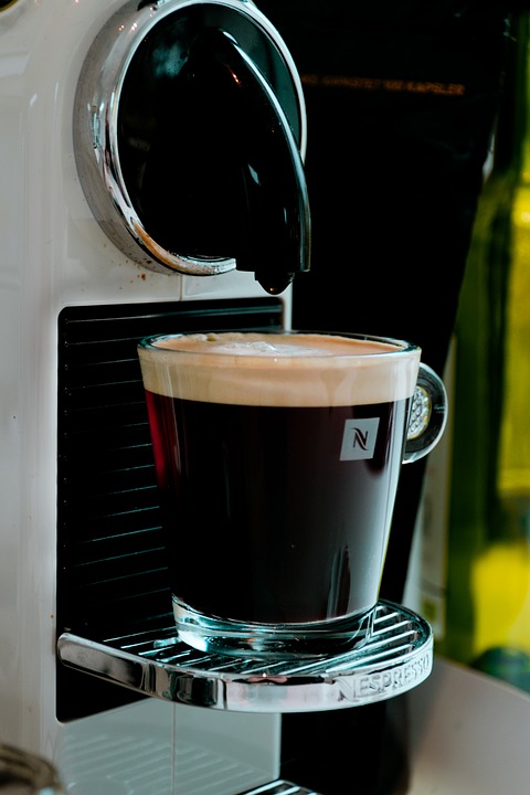 Comment détartrer votre Nespresso Lattissima One ? - Coolblue - tout pour  un sourire