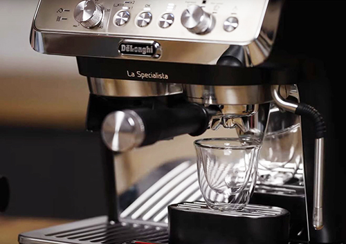 support pour tasse espresso machine à café en grains Delonghi